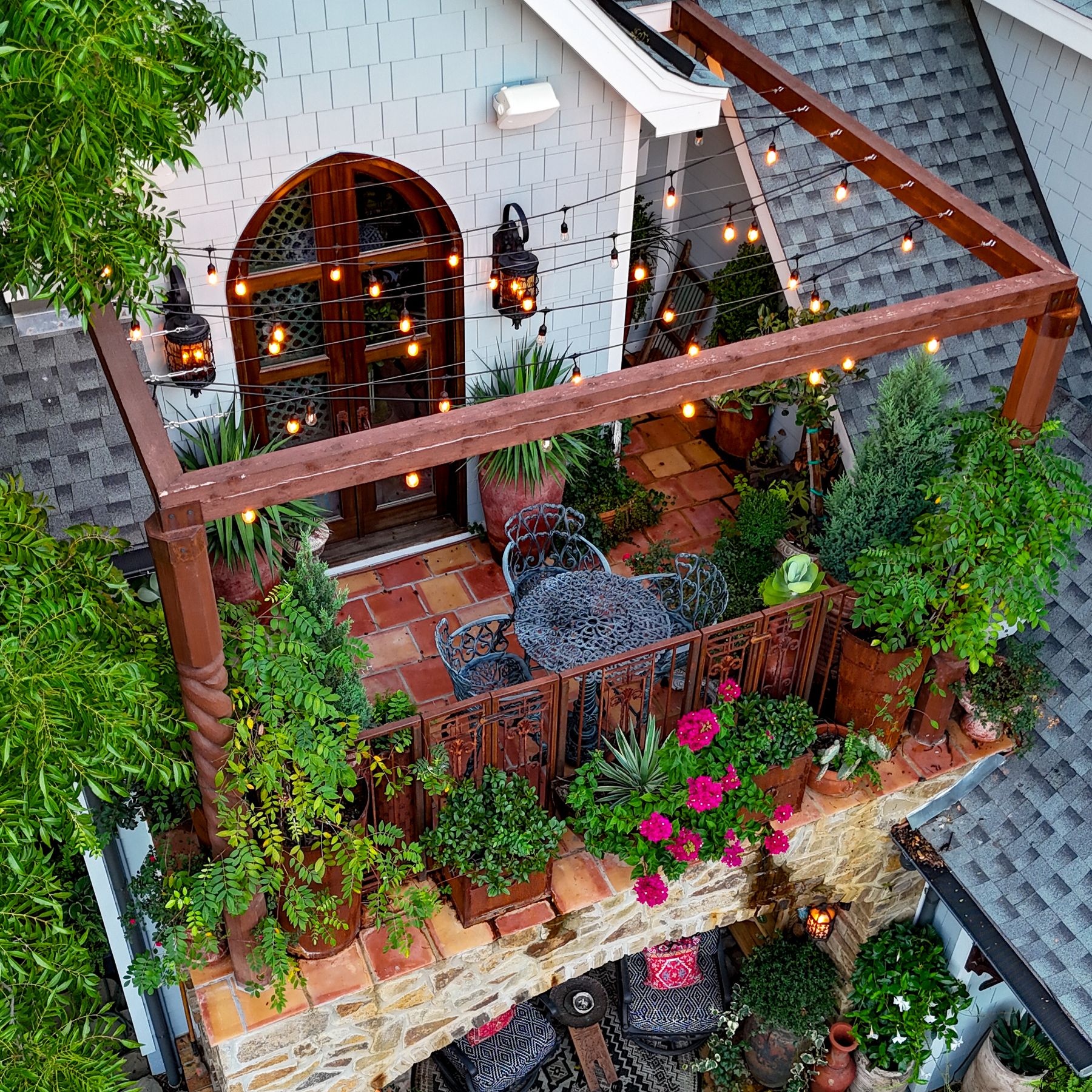 The Front Balcony of New Moroxico